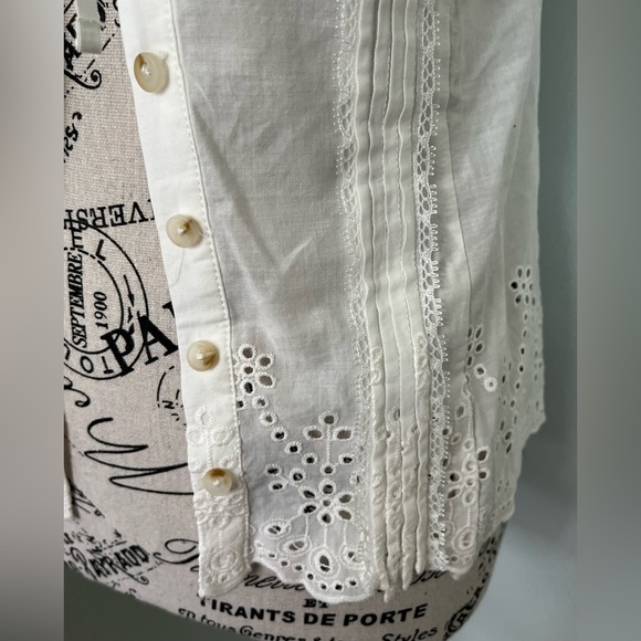 Janelle Top in White
LPA   CA$280.10   NWT - Picture 9 of 13